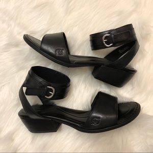 BORN Dress Sandals with Ankle Strap Black Size 8M